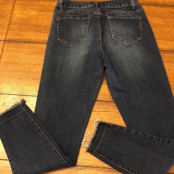 1822 Frayed Straight Leg Stretch Size 6 Jeans 5 pocket Casual Date Night Game - Picture 7 of 16